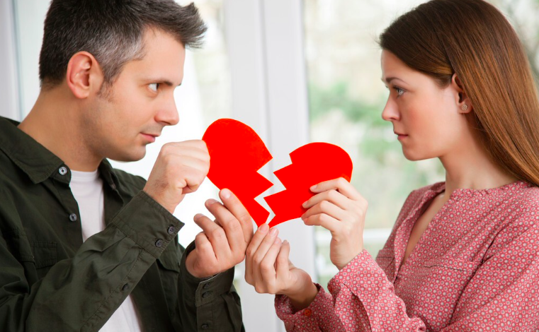 上海离婚如何申请财产保全冻结对方账户